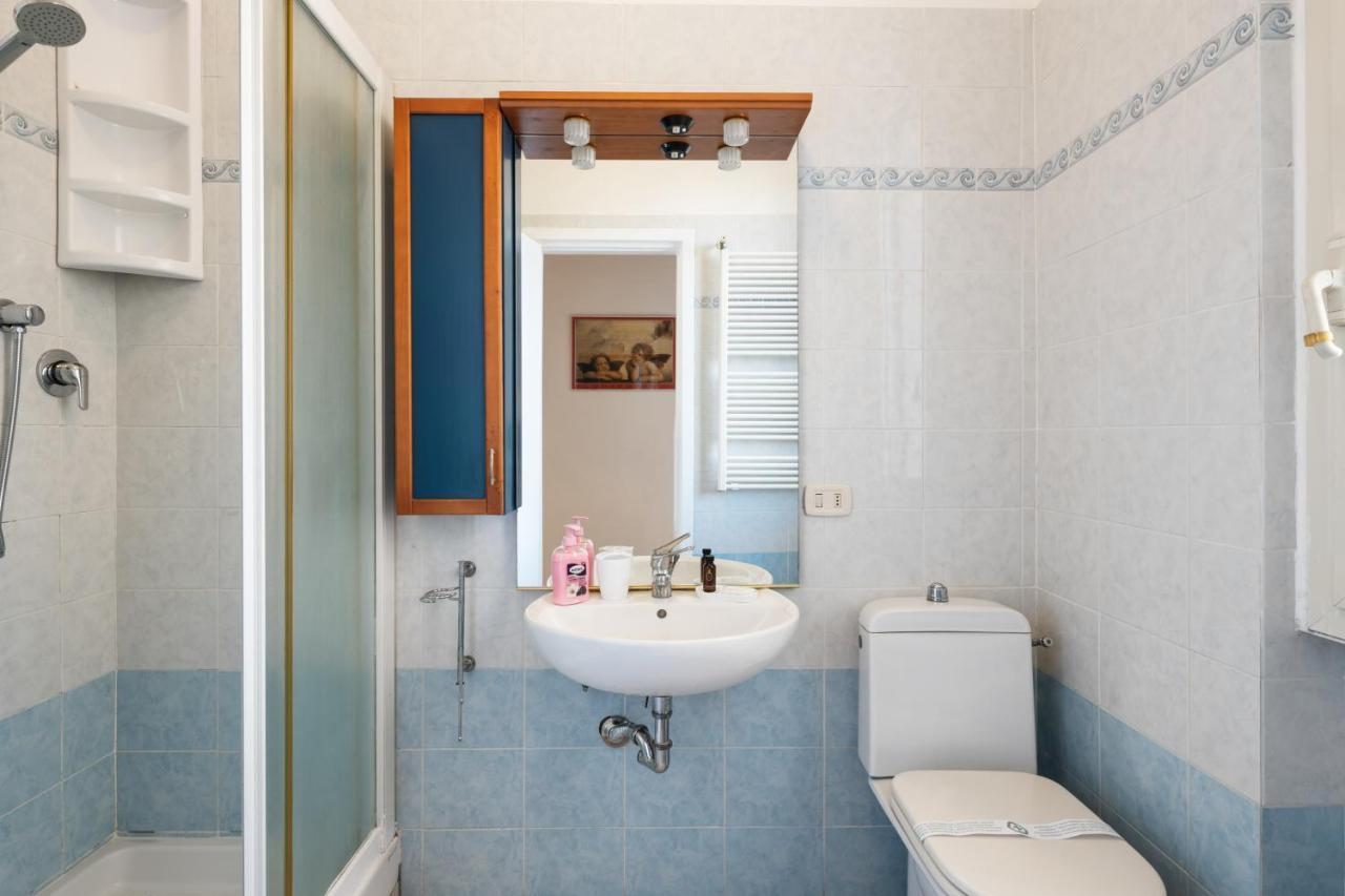 Lulli Cozy Apartment With Balcony Флоренция Экстерьер фото